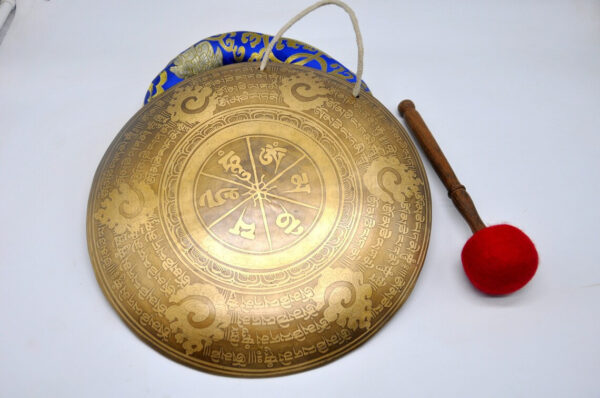 carving sound healing tibetan gong